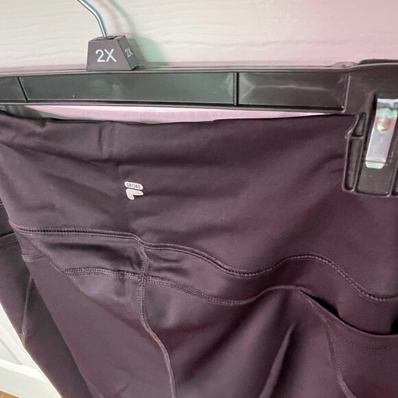 Fila Workout Black Capri's Size XL - Picture 2 of 7